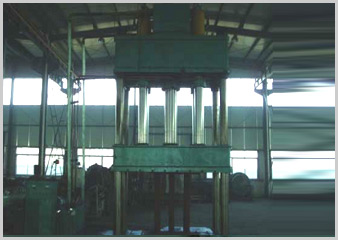 1500T 液壓機(jī) 1500T 液壓機(jī)